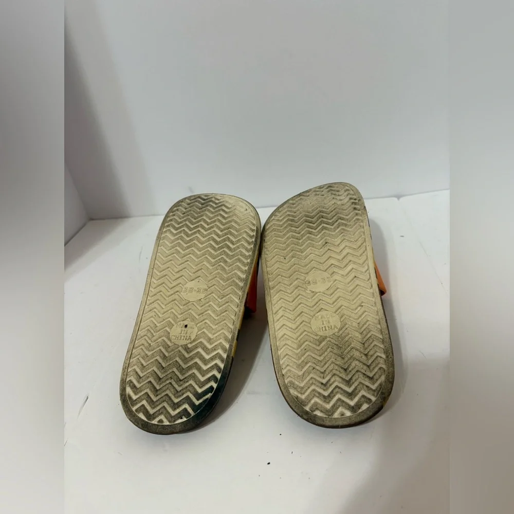 panda slides which open-toed sandal featuring a design with a panda on the strap - Picture 6 of 6